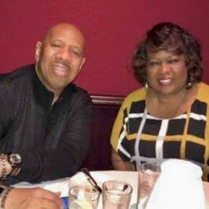 Meet your Posher, Dee dee